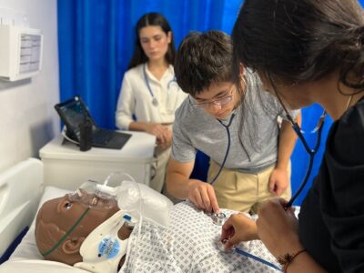 MedicHut Medicine Applicants Workshop Using Simulated Patients
